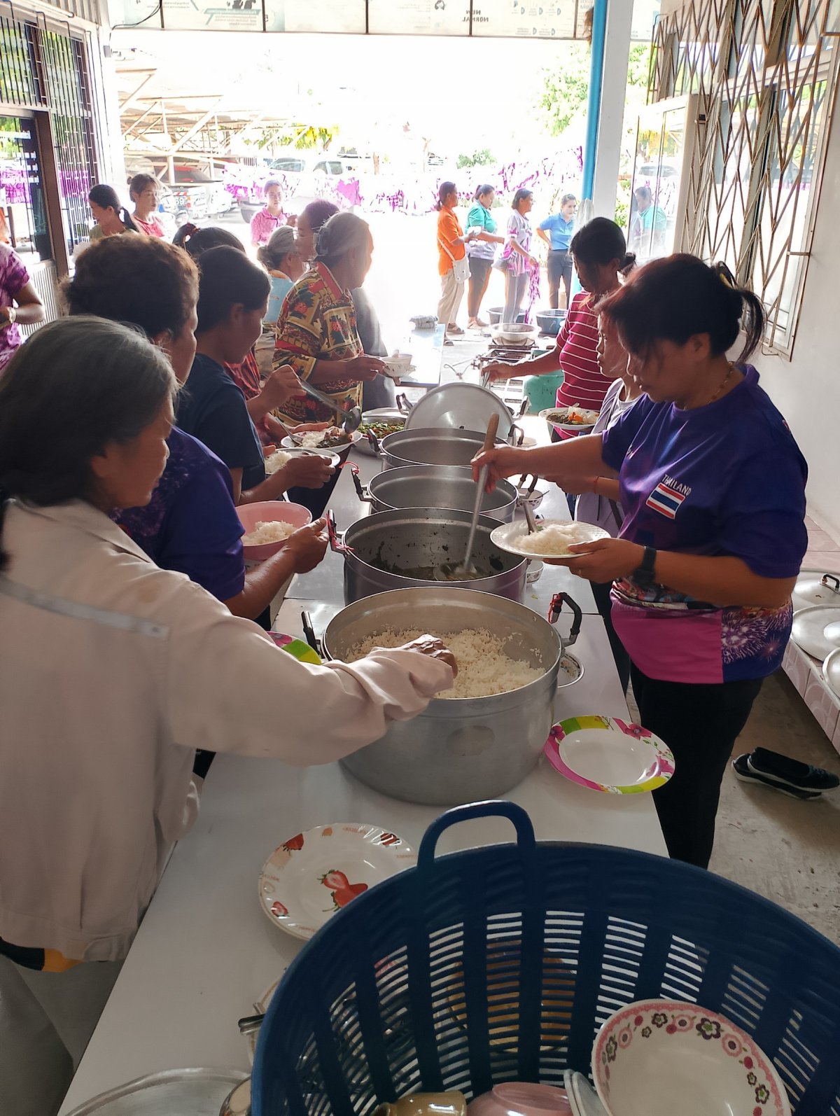 โครงการฝึกอบรมส่งเสริมอาชีพสตรี หลักสูตรผ้ามัดย้อม