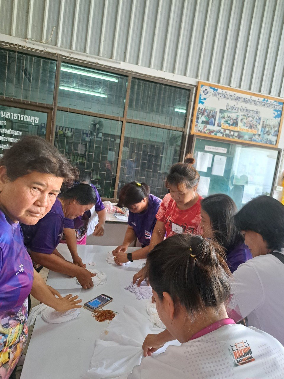 โครงการฝึกอบรมส่งเสริมอาชีพสตรี หลักสูตรผ้ามัดย้อม