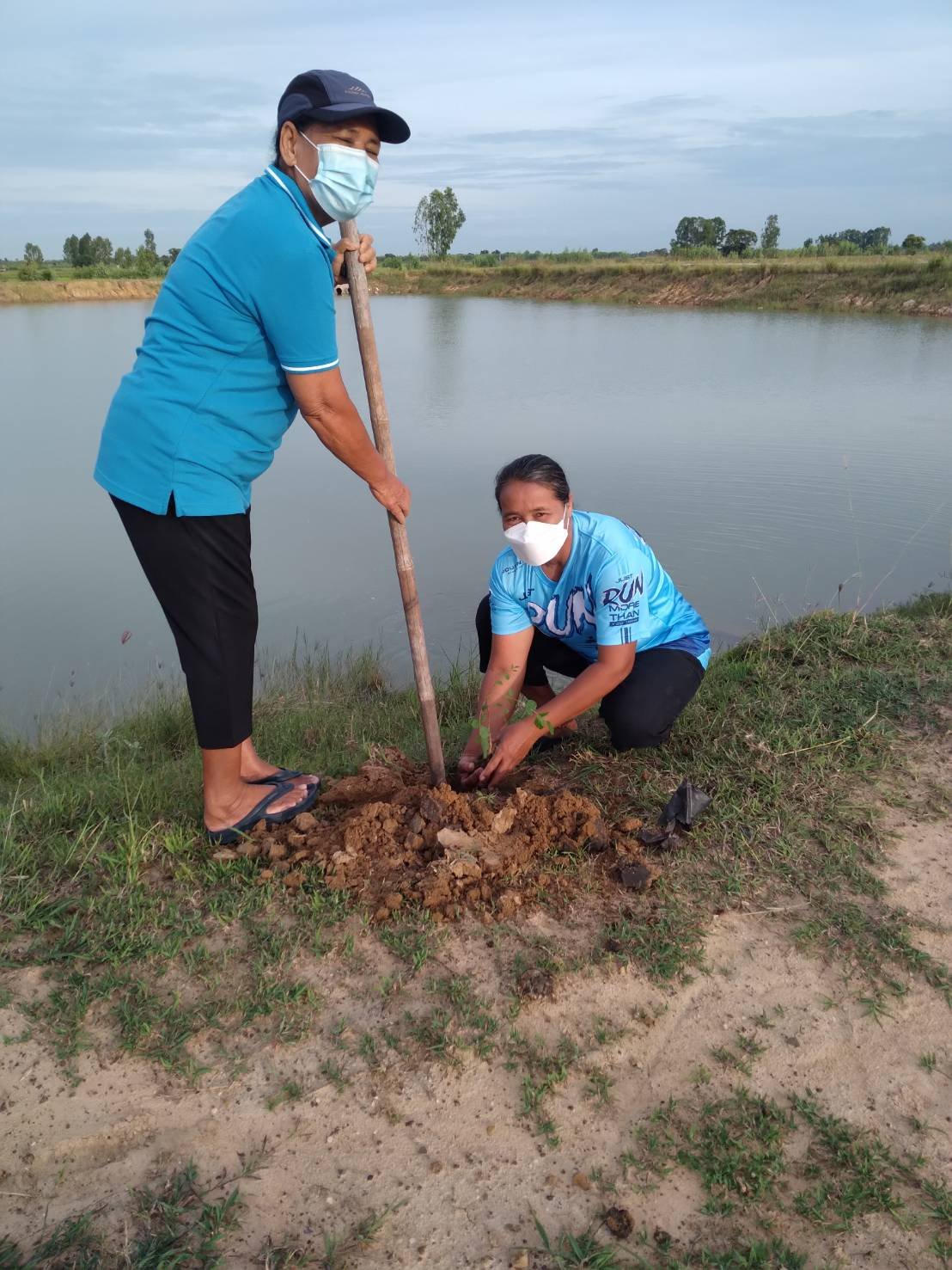 โครงการท้องถิ่นปลูกป่าเฉลิมพระเกียรติ สมเด็จพระนางเจ้าสิริกิติ์พระบรมราชินีนาถ พระบรมราชชนนีพันปีหลวง