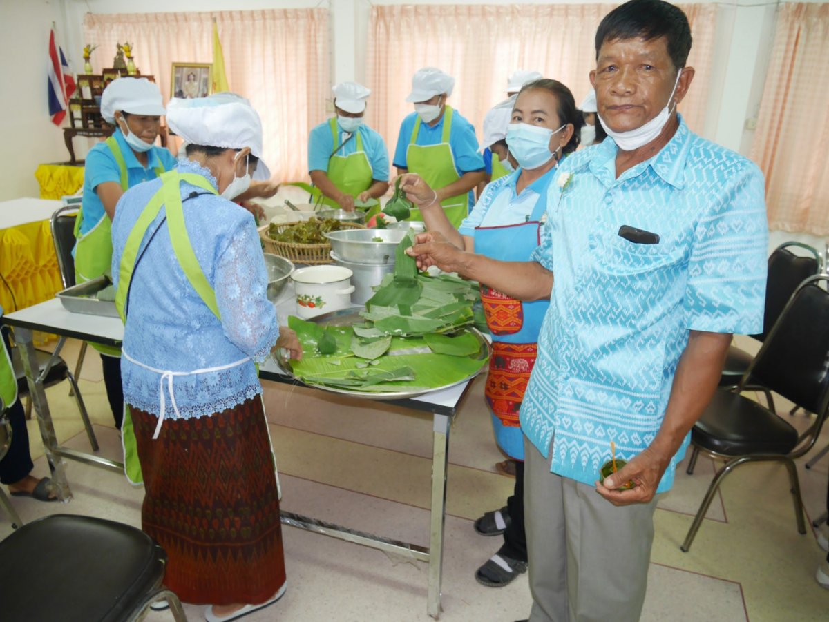 โครงการส่งเสริมอาชีพกลุ่มอาชีพต่างๆ หลักสูตรการทำขนมไทย ณ ห้องประชุมองค์การบริหารส่วนตำบลชีวาน  อำเภอพิมาย จังหวัดนครราชสีมา