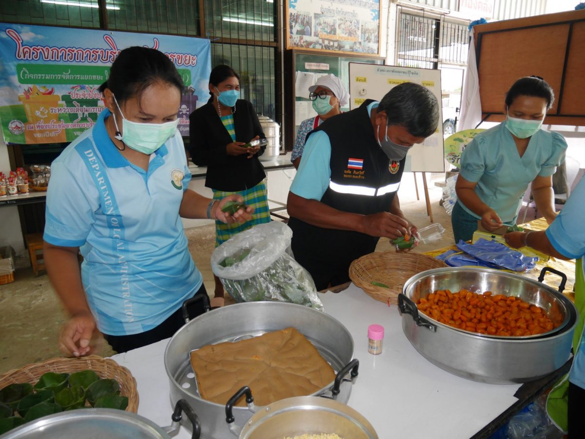 โครงการส่งเสริมอาชีพกลุ่มอาชีพต่างๆ หลักสูตรการทำขนมไทย ณ ห้องประชุมองค์การบริหารส่วนตำบลชีวาน  อำเภอพิมาย จังหวัดนครราชสีมา