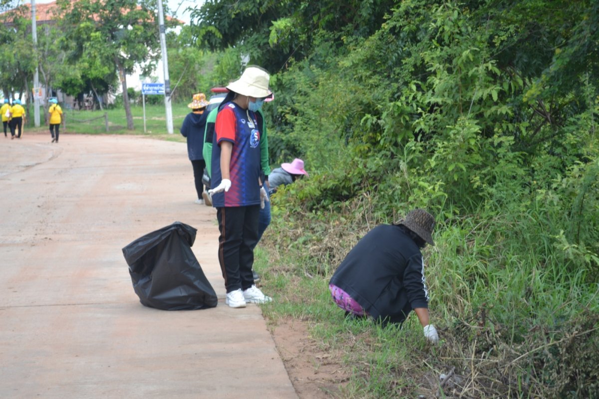 โครงการการบริหารจัดการขยะ กิจกรรมบ้านสวย เมืองสุข บ้านทุ่งพิกุลทอง หมู่ที่10 ตำบลชีวาน อำเภอพิมาย จังหวัดนครราชสีมา