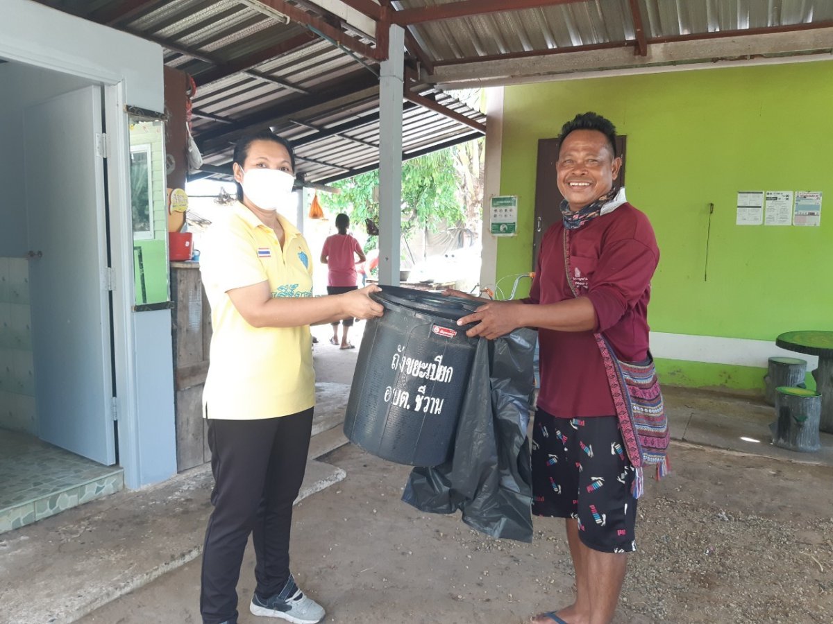 โครงการการบริหารจัดการขยะ กิจกรรมการคัดแยกขยะเปียกในครัวเรือน ผู้นำทำก่อน