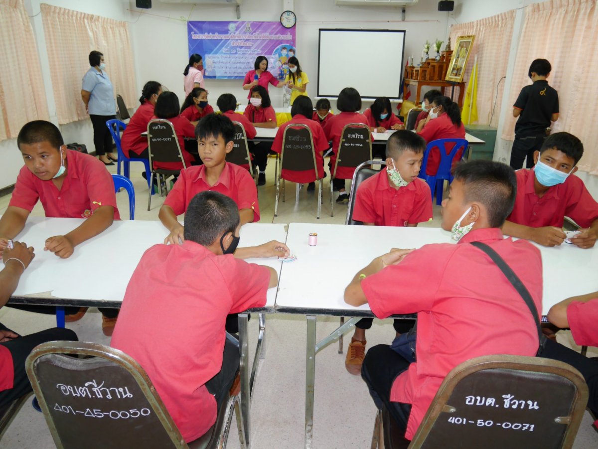 โครงการจัดทำหน้ากากอนามัยเพื่อการป้องกันโรคติดต่อทางเดินหายใจ ประจำปี 2563